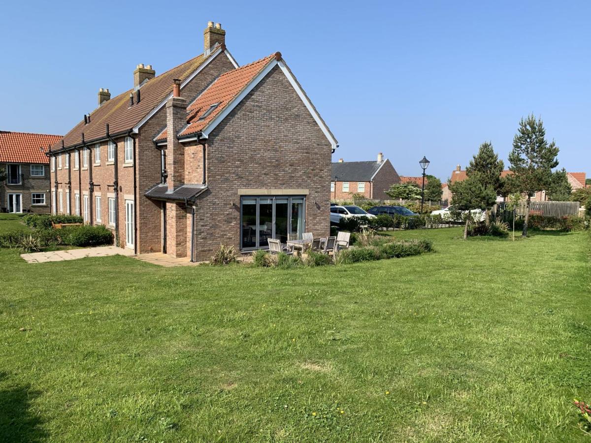 Caramel Cottage At The Bay Filey, Sleeps 6, 2 Dogs Welcome For Free Too Exteriör bild