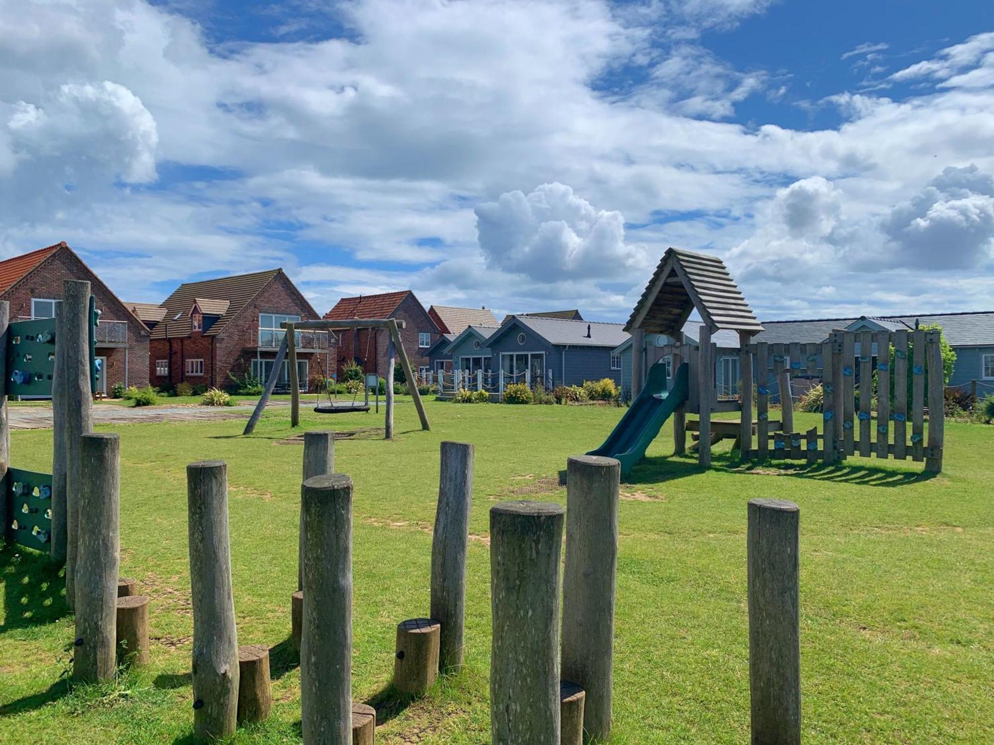 Caramel Cottage At The Bay Filey, Sleeps 6, 2 Dogs Welcome For Free Too Exteriör bild